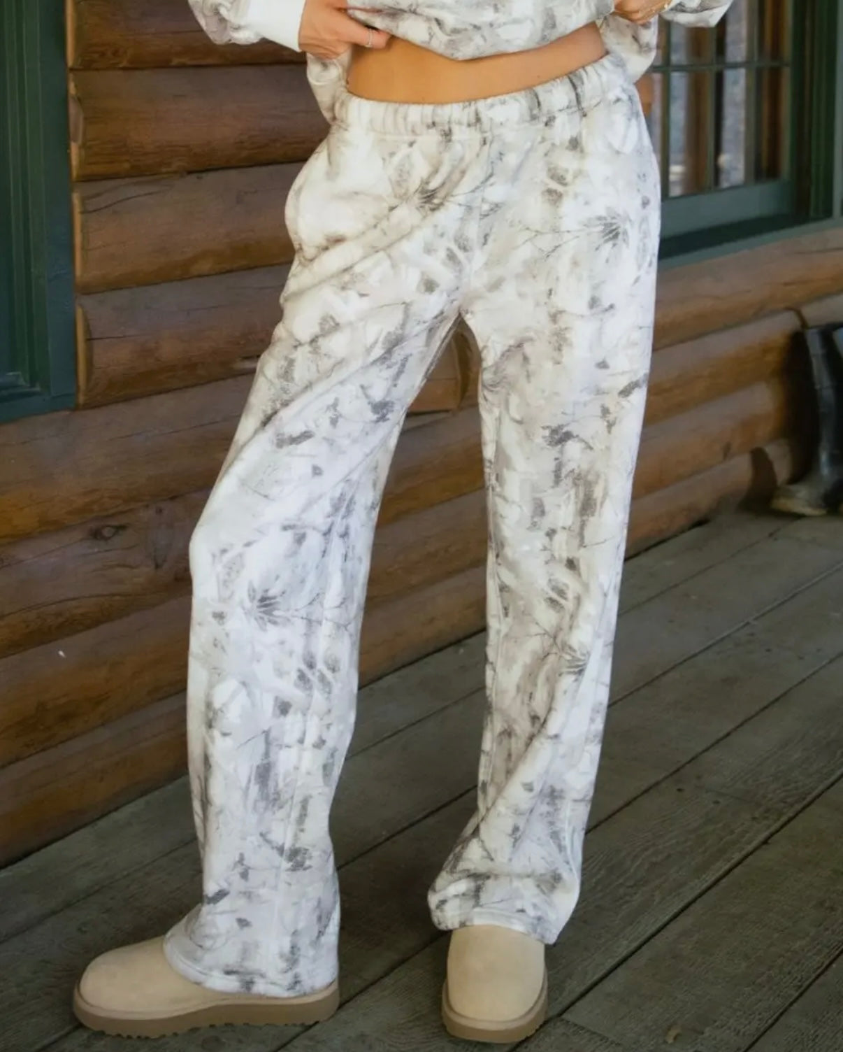 Light Camo Fleece Pants
